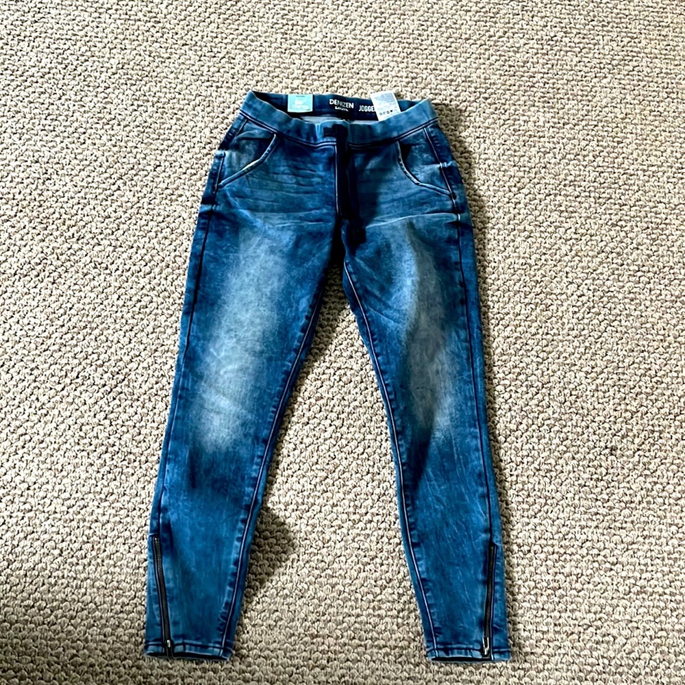 Denizen Levi’s Denim Stretch Jogger size 1